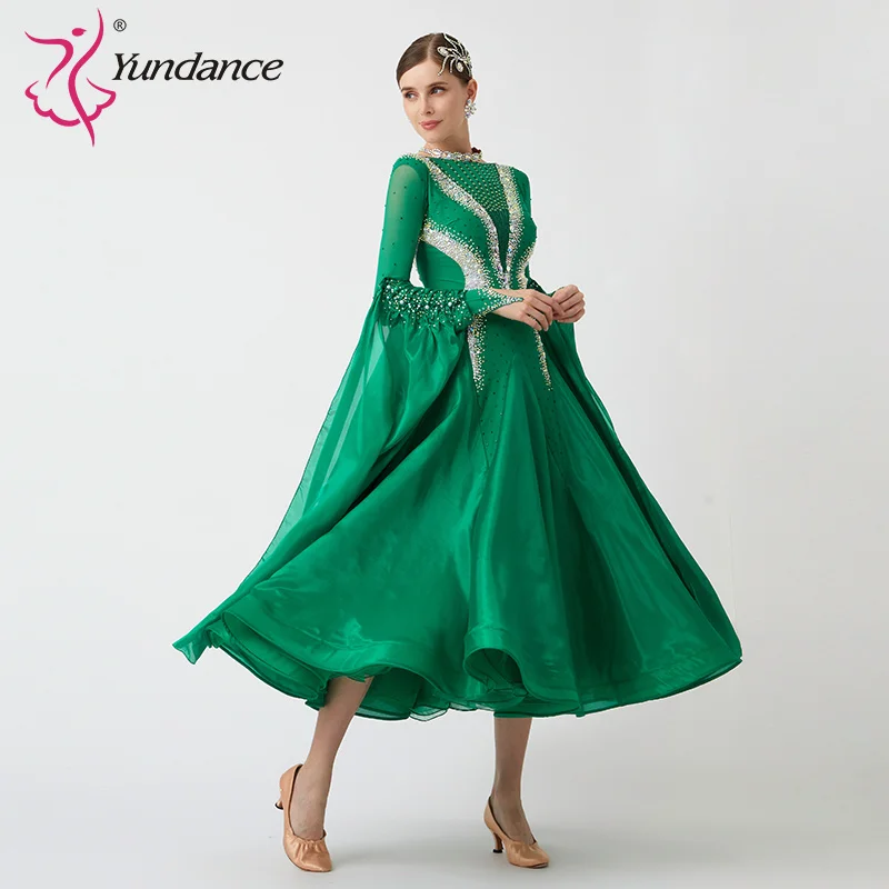 Женское платье для современных танцев