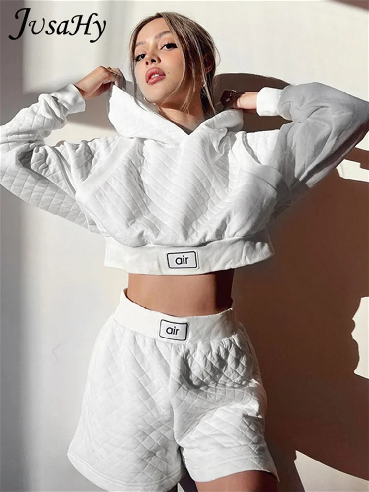 

Осенние Новые Женские однотонные спортивные свободные комплекты JusaHy, клетчатая Короткая Толстовка с принтом и эластичные прямые шорты, Классическая Молодежная серия