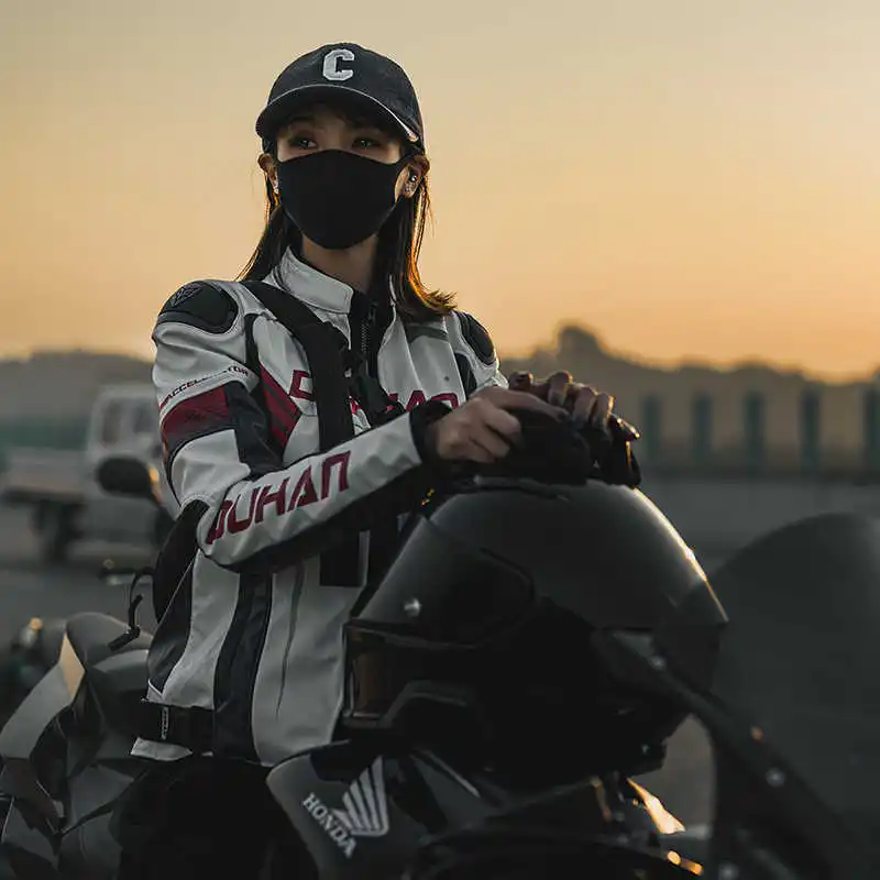 Утепленная мотоциклетная кожаная куртка ветрозащитная зимняя из искусственной