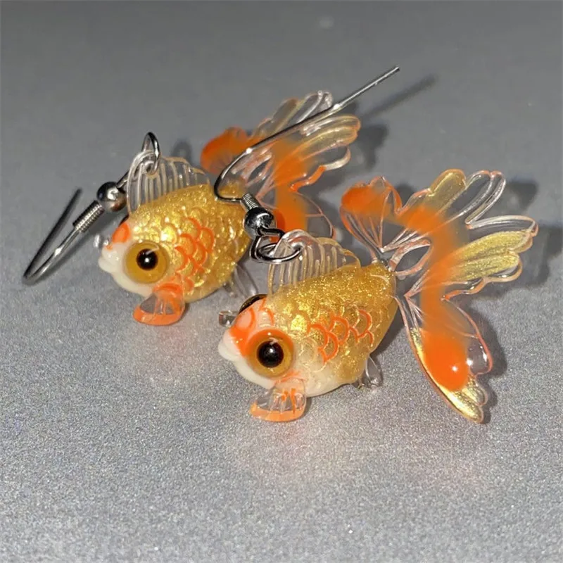 

Creative Red Goldfish Earrings Interesting Lucky Koi Resin Pendant Suitable for Beautiful Women's Earrings as a Gift