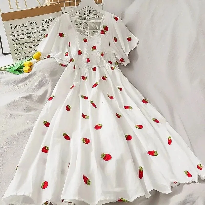 First Love Strawberry Dress for Women's 2023 Summer New Waistband Retro Kikyo Sweet Salt Dress Long Dresses for Women Clothing 1