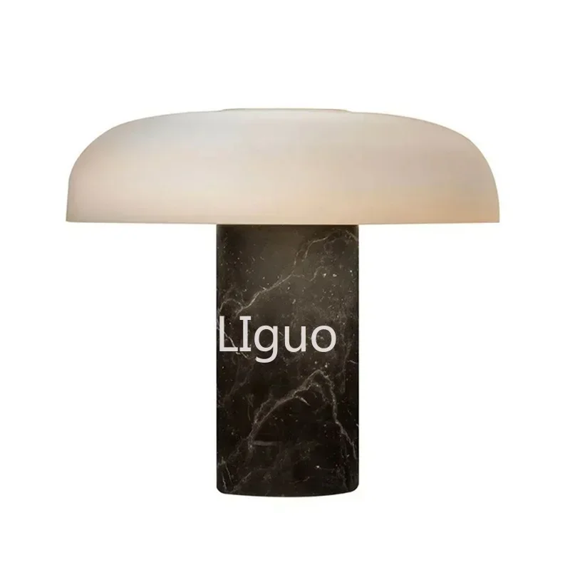 Скандинавская простая настольная лампа Современная креативная под мрамор