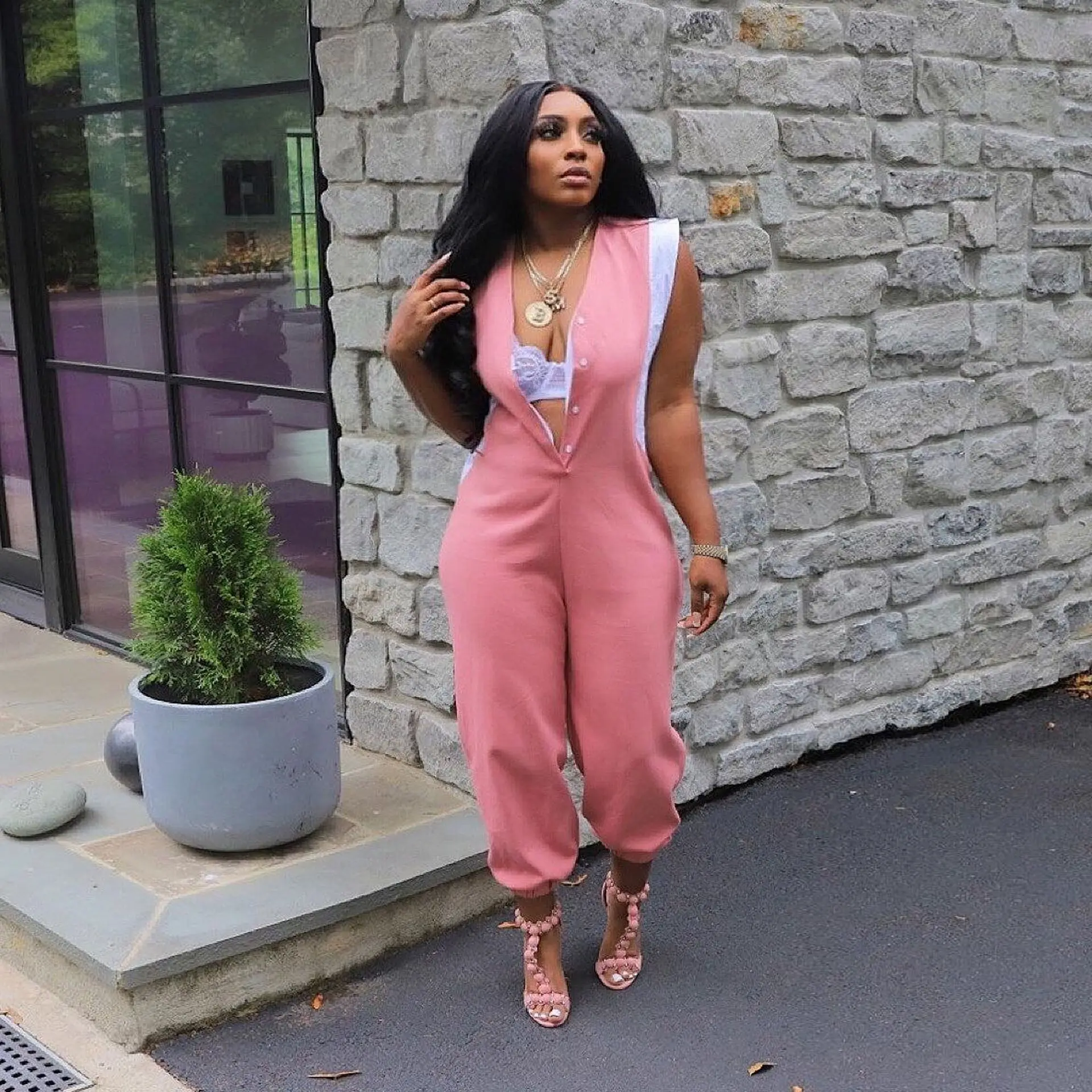 

Женский комбинезон с контрастными карманами, однотонный повседневный комбинезон в стиле пэчворк с V-образным вырезом, модная уличная одежда без рукавов, лето 2023