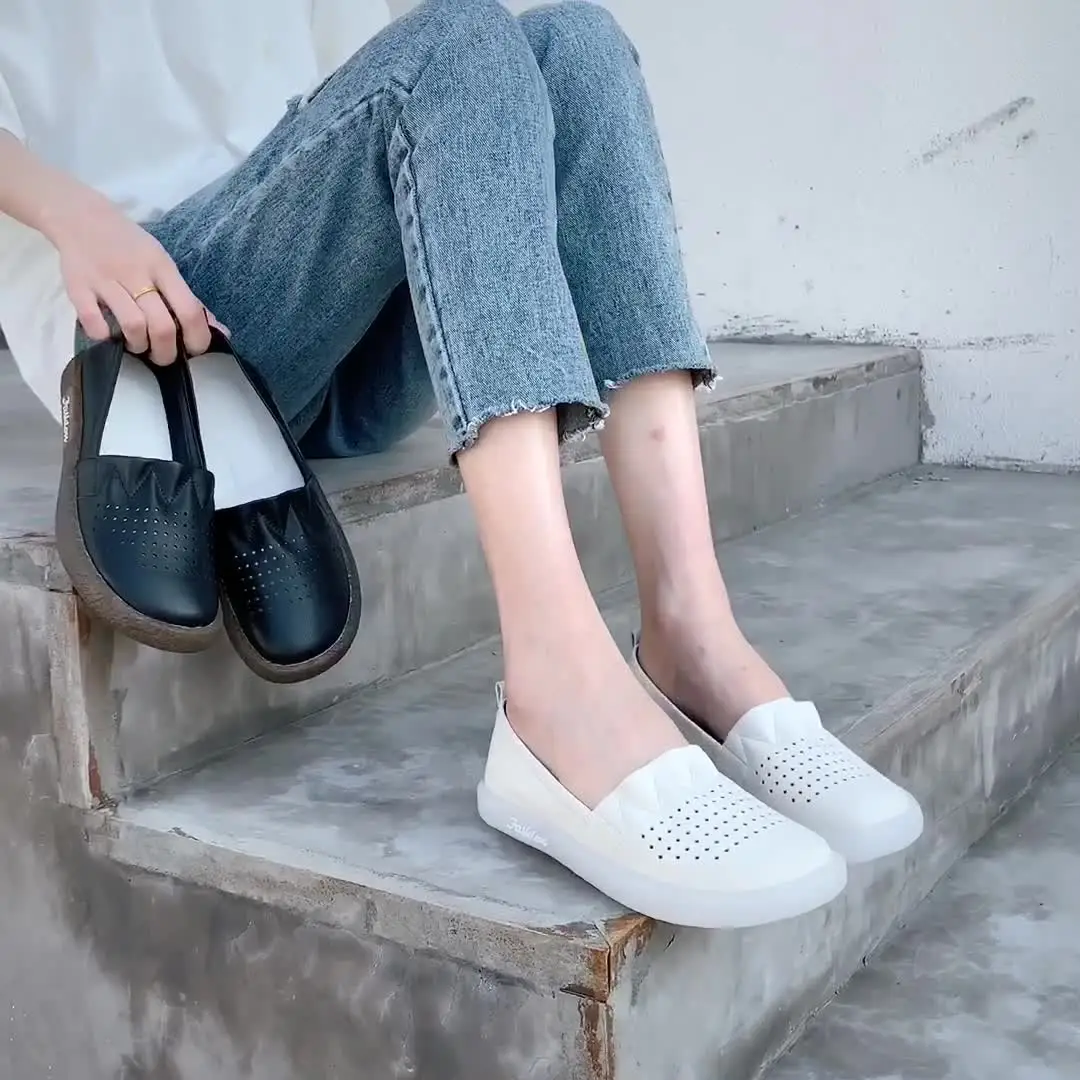 

Женские Дышащие туфли на мягкой подошве, кожаные лоферы с перфорацией, обувь на плоской подошве для беременных женщин, большие размеры, лето...