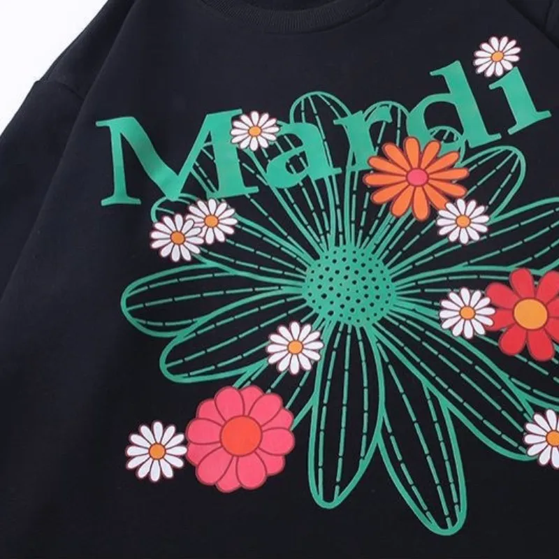 Рисунок 6 - Женский осенний свитер с вышивкой