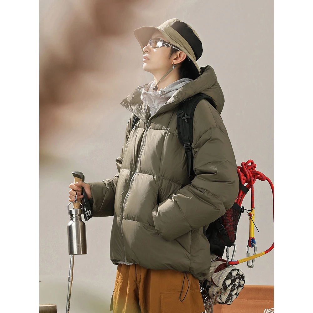 Мужской пуховик с капюшоном черный водонепроницаемый на белом утином пуху