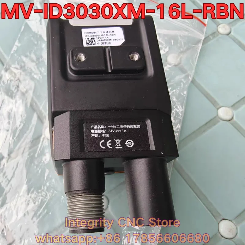 Фото Проверка функционала б/у промышленного считывателя кодов MV-ID3030XM-16L-RBN показывает нормальную работу. №4