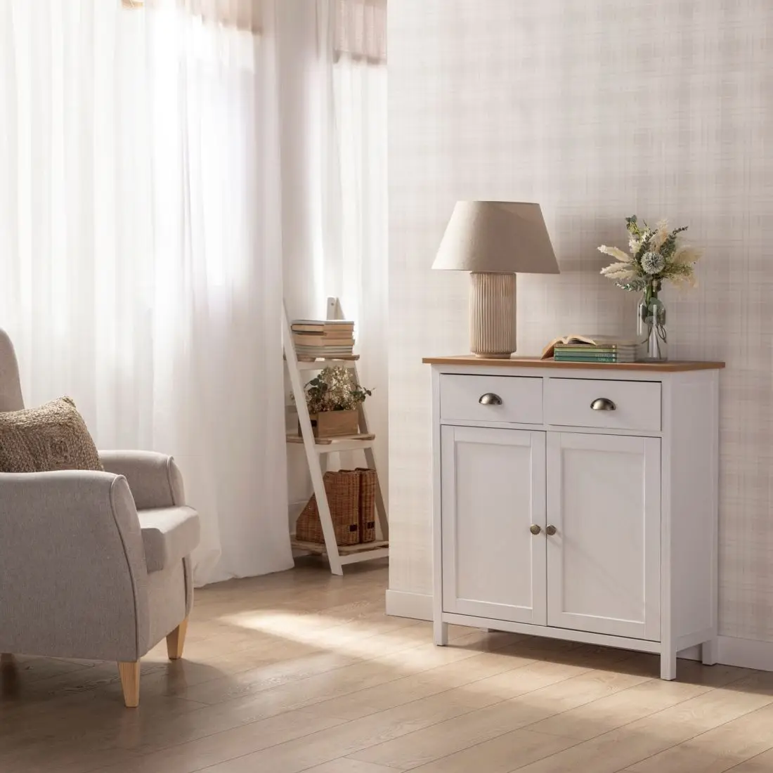 Фото Wohnzimmer Weißes Seitentisch Buffet Mit Viel Platz Für Alles Moderne Einfache Küche Schrank Hochwertiger Konsolentisch №4