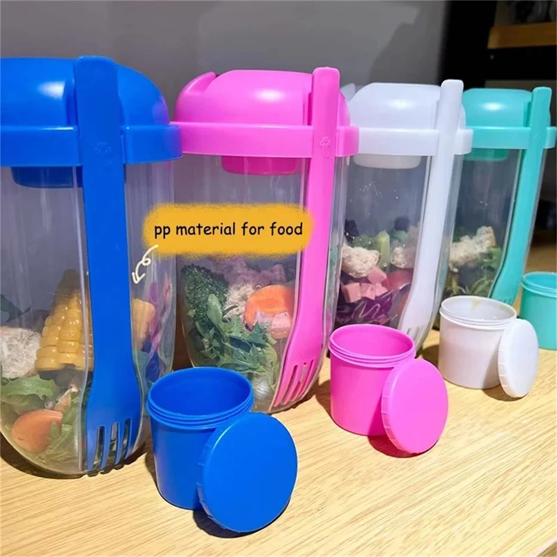 

Portable Salad Bottle Container Lunch Cup-Typed Breakfast Picnic Bento Box with Fork Sauce Food Oatmeal Cereal Nut Yogurt 1000Ml
