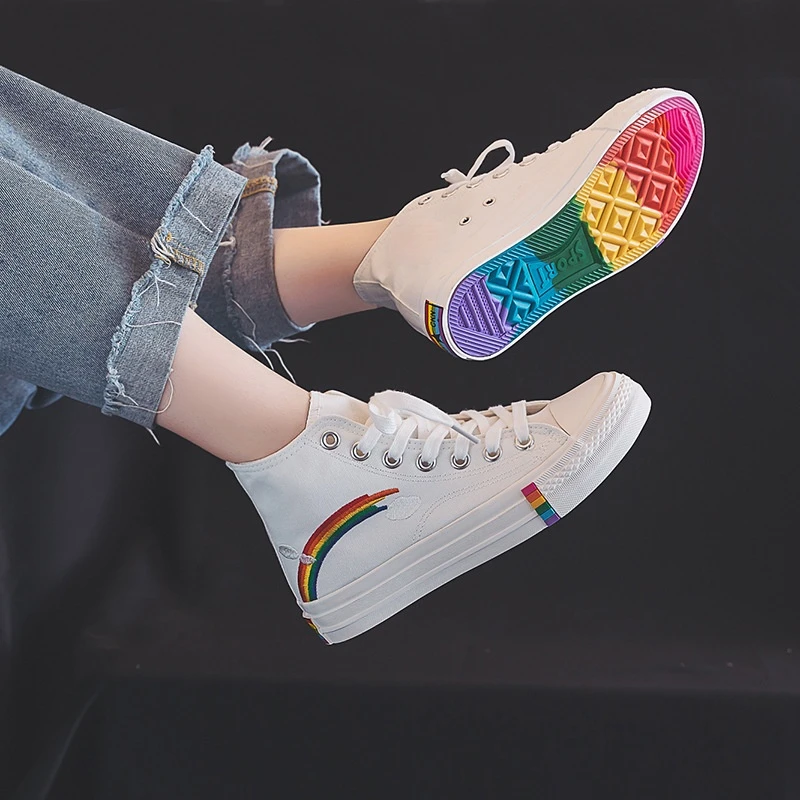 

2022 Women's Fashion Vulcanized Shoes Women's Sneakers New Rainbow Retro Canvas Shoes Flat Fashion Comfortable High Heels Women'