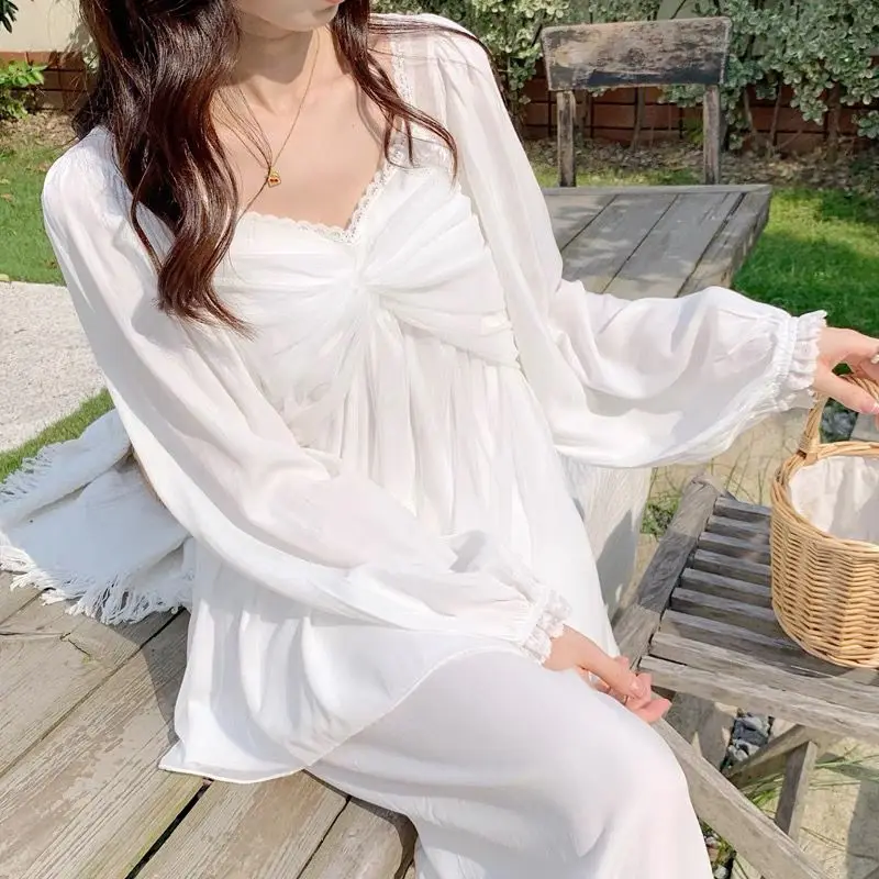 1 White gauze lovely ladies pajamas autumn new bow cotton long sleeve leisurewear suit in the spring and autumn