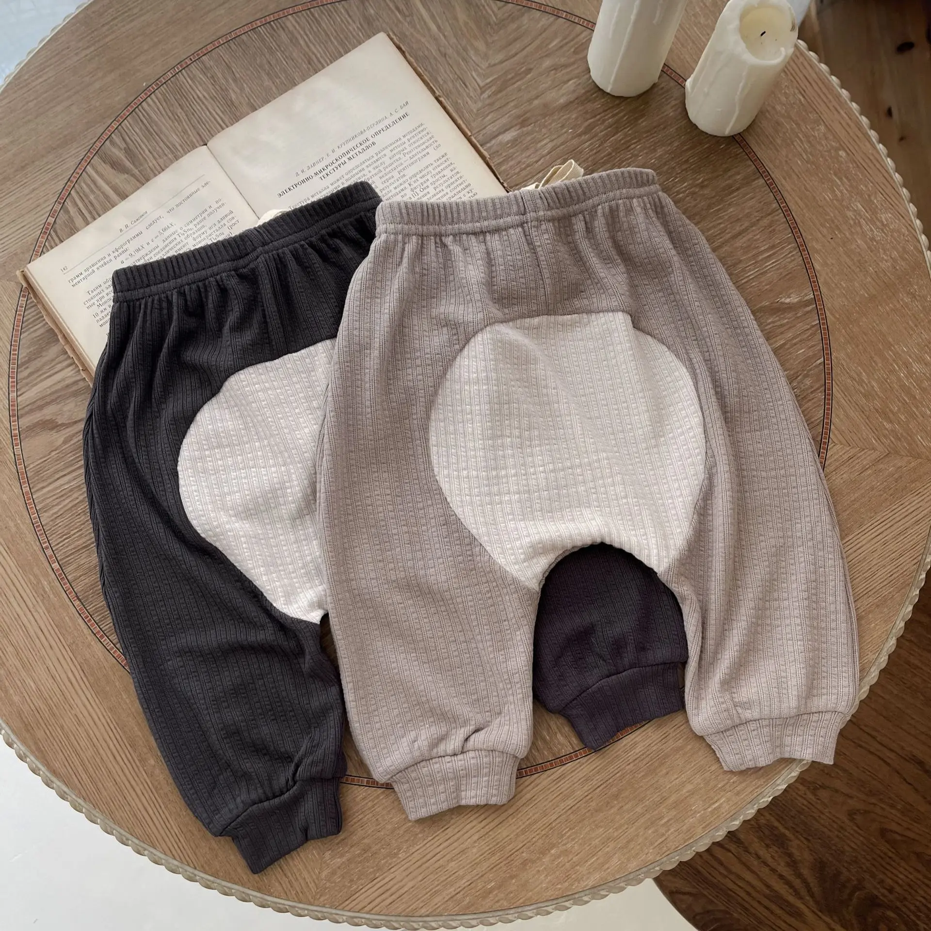 

2023 Autumn New Baby Loose Pp Pants Cute Toddler Boys Trousers Infant Girl Casual Harem Pants Children Solid Clothes 0-24M