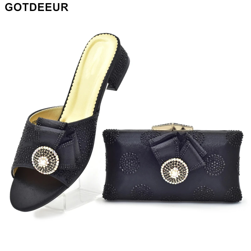 

Ladies Shoe Bag Set with Appliques Nigeria Suitable for Wedding Party Plus Size Shoes Luxury Low Heels Elegant Italy Women Pumps