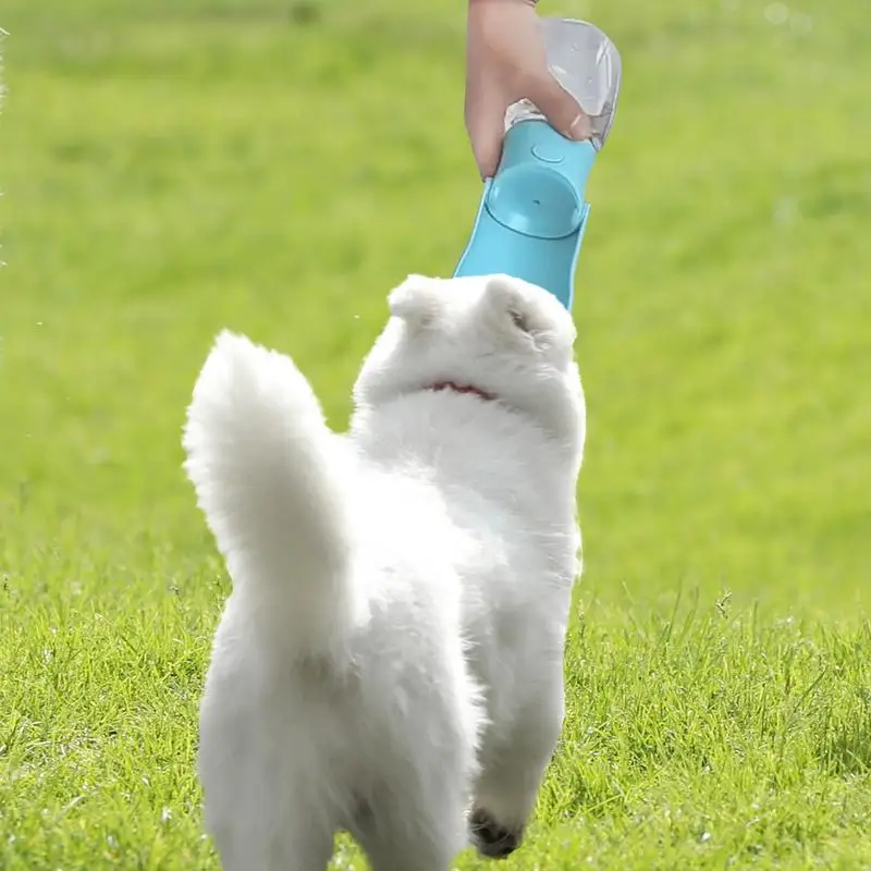 

Pet Foldable Water Bottle Portable and Foldable Leak-proof Silicone Seal Food-grade Materials Ideal Travel Water Bottle for Dog