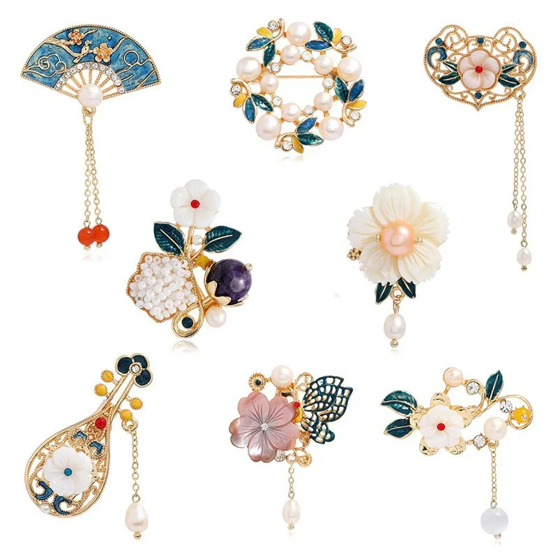 

High grade vintage style brooch painted fan brooch shell pearl alloy collar pin pin female cheongsam accessory pearl pin