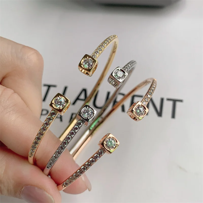 

s925 French Luxury Jewelry New Fashion Simple Exquisite Open Diamond Bracelet Ladies Jewelry