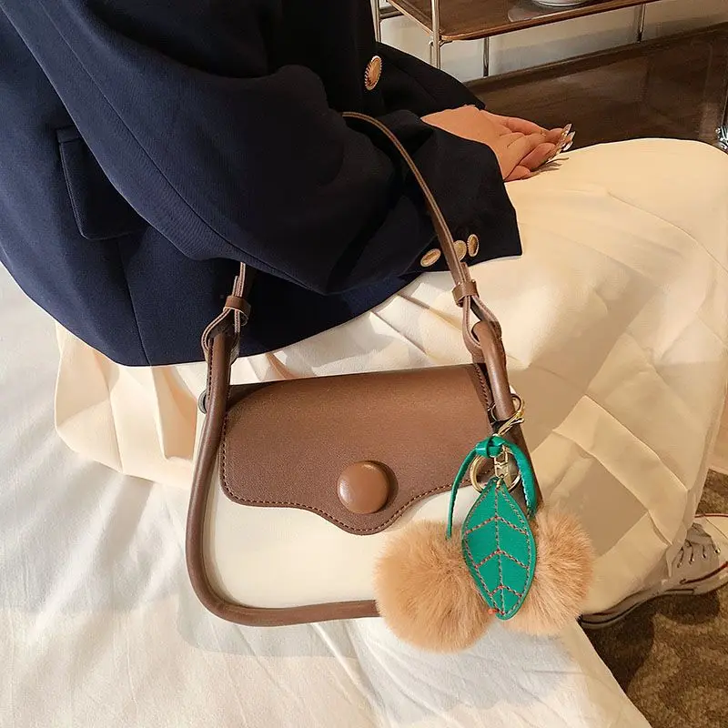 

Contrast Color Western Style Internet Hot Small Bag for Women 2023 New Trendy Fashion RetroTextured All-Matching InsMessengerBag