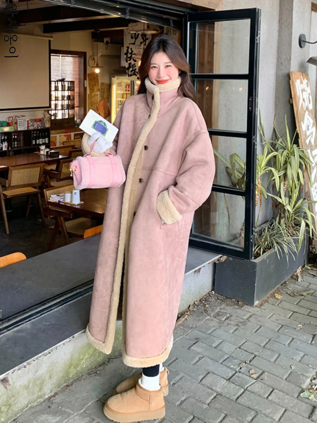 Розовое элегантное длинное меховое интегрированное пальто для женщин новинка