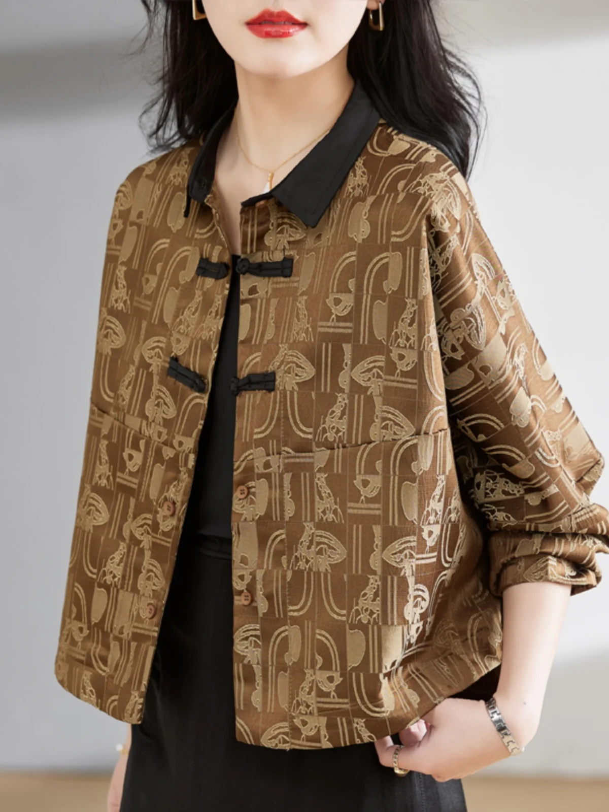 Новое китайское короткое пальто для женщин 2024 весенняя новинка мам ретро