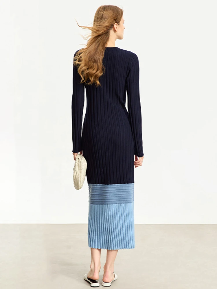 Женское трикотажное платье AMII