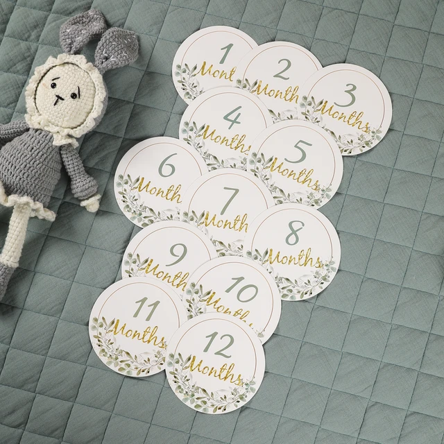 12pcs Baby Milestone Number Monthly Memorial Cards Newborn Baby Paper Wooden Engraved Age Photography Accessories Birthing Gift 2