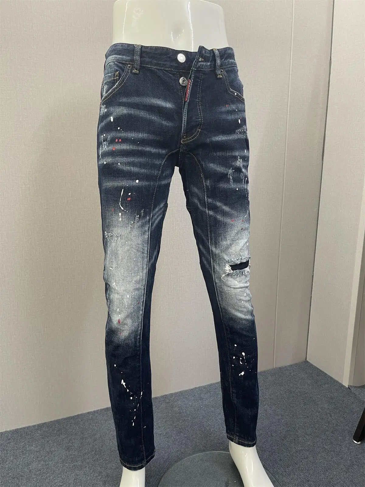 

2023 New D2 Jeans Long Pants Men's Slim Fit Small Feet Casual Micro Elastic Black Leading Letters Tidal Wash Daily