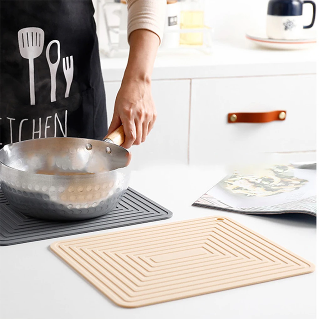 

Table Mat Heat Resistant Silicone Wave Kitchen Pot Placemat Holder Dishwaser Durable Cushion Pad Dinnerware Table Mat Placemat