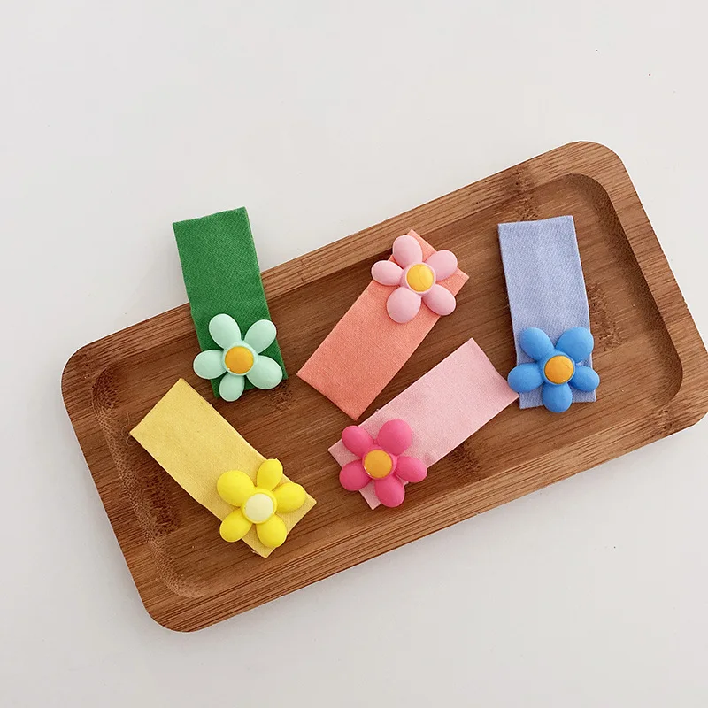 

New Spring Wild Sweet Candy Color Flower Girl Heart Solid Color Bb Clip Bag Cloth Hairpin Cute Flower Hair Accessories Hair Clip