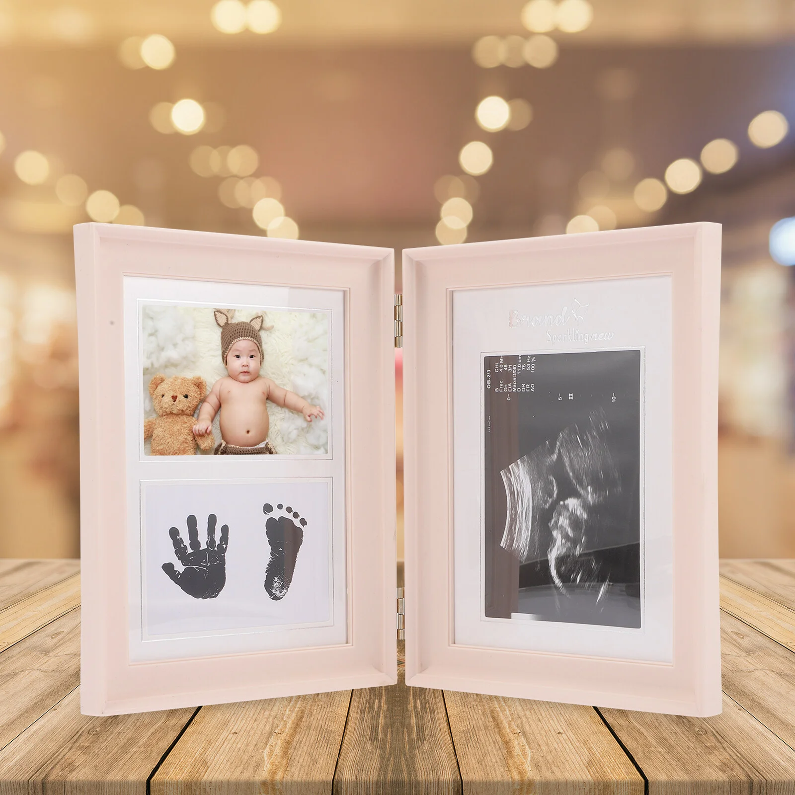 

Детская пластиковая рамка для фотографий в виде книги