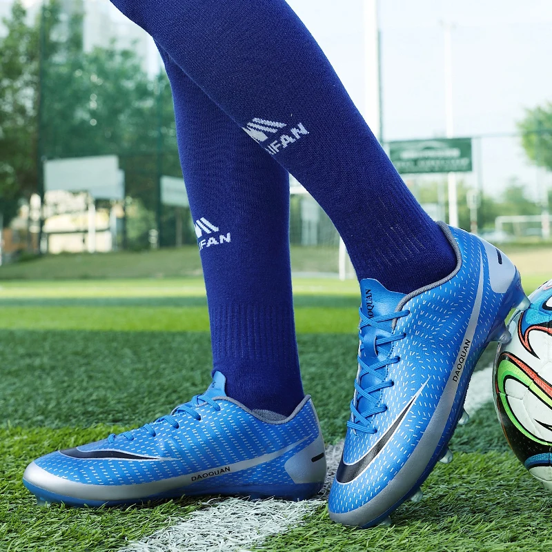 Cheap Men's Soccer Shoes Adult Kids Big Size 48 Ultralight Football Boots Men AG/TF Soccer Cleats Sneakers Unisex Football Shoes