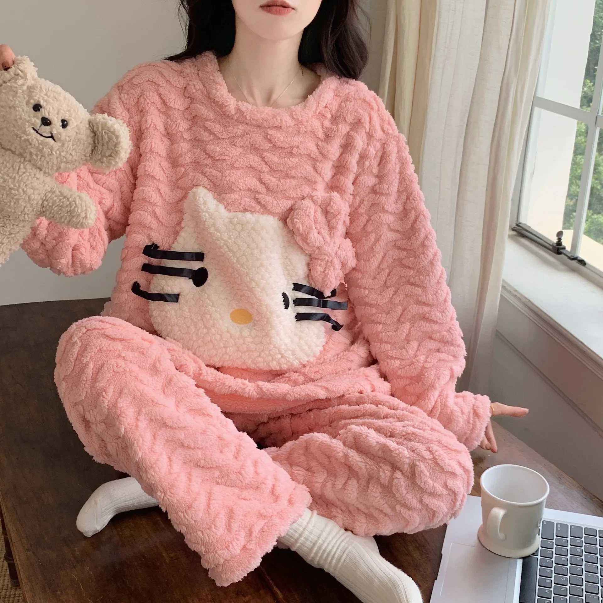 

Kawaii Sanrios Hello Kitty Sweet Cute Woman Pajamas Winter Cartoon Warm Thickened Coral Velvet Loungewear Nightgown Sets Gift