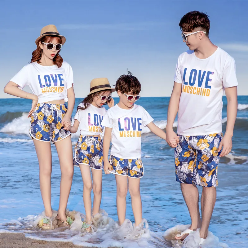 

Family Matching Outfits Summer Beach Mum Daughter Dad Son CottonT-shirt& Shorts 2Pcs Set Holiday Matching Couple Clothes Seaside