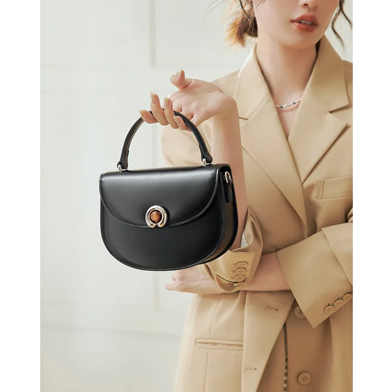 Genuine Leather Small Bag New Fashion High Grade Saddle Bag Solid Color Personalized Crossbody Bag Versatile Women's Handbag