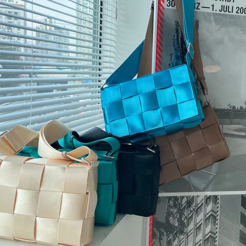 

Designer Nylon Woven Shoulder Bag Luxury Brands Plaid Crossbody Bags for Women 2022 Square Flap Sling Bag Handbags and Purses