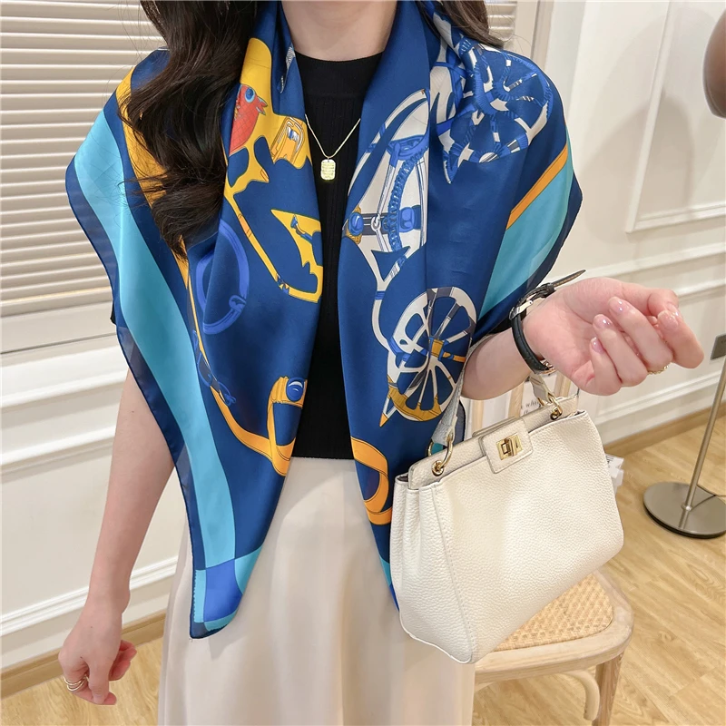 

Клетчатый атласный Шелковый Хиджаб, квадратный шарф, Женская бандана, шейный платок, новинка 2022, шали, повязка на голову, платок, 90 см