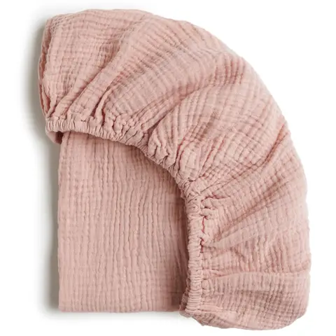 Детская кроватка с принтом, комплект постельного белья