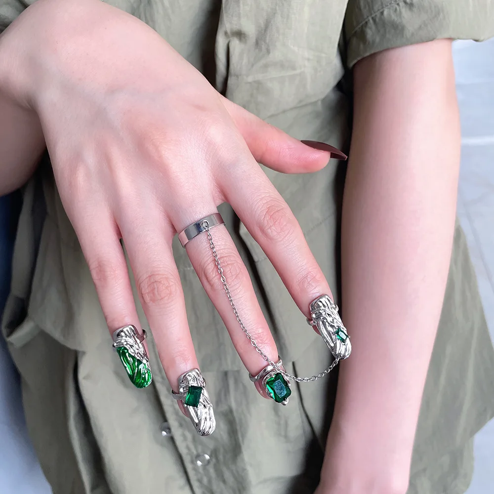 

Hip-hop Green Black Nail Ring Finger Armor Set For Momen Cool Girl 2022 New Niche Open Joint Ring Set Punk Party Jewelry Trend