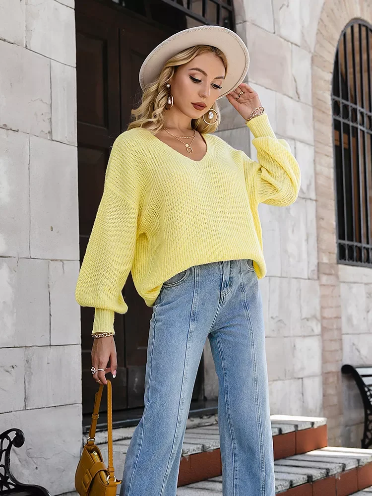 

Женский тонкий свитер с v-образным вырезом, желтого цвета