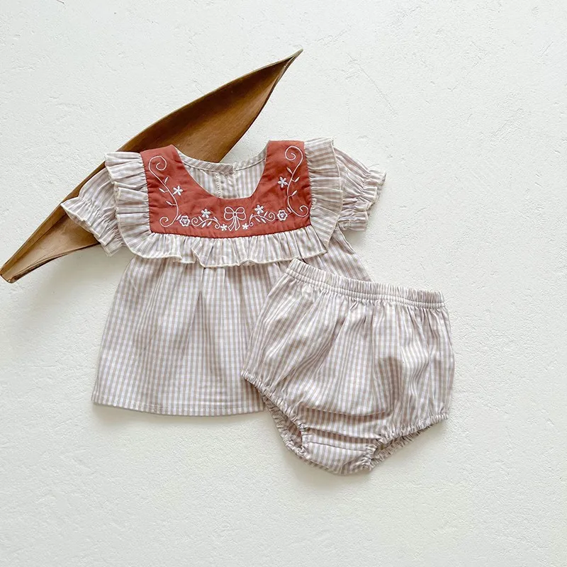 Yg 2022 Summer Short Sleeved Baby Suit Girl Baby Plaid Embroidered Collar Top + Bread Pants Two Piece Baby Suit