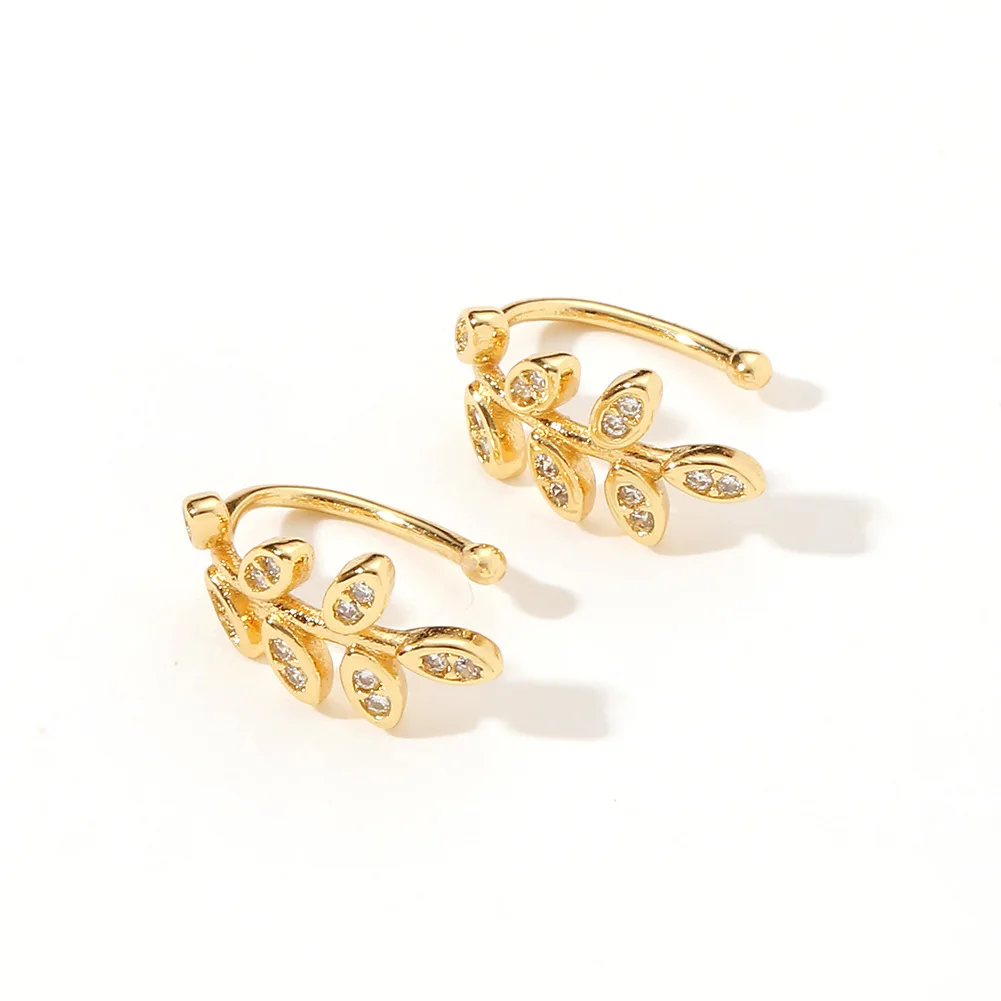 

High-quality Simple Women's Diamond Jewelry Small Fresh Leaves Ear Clips Temperament Wild Ear Studs Summer Holiday Accessories