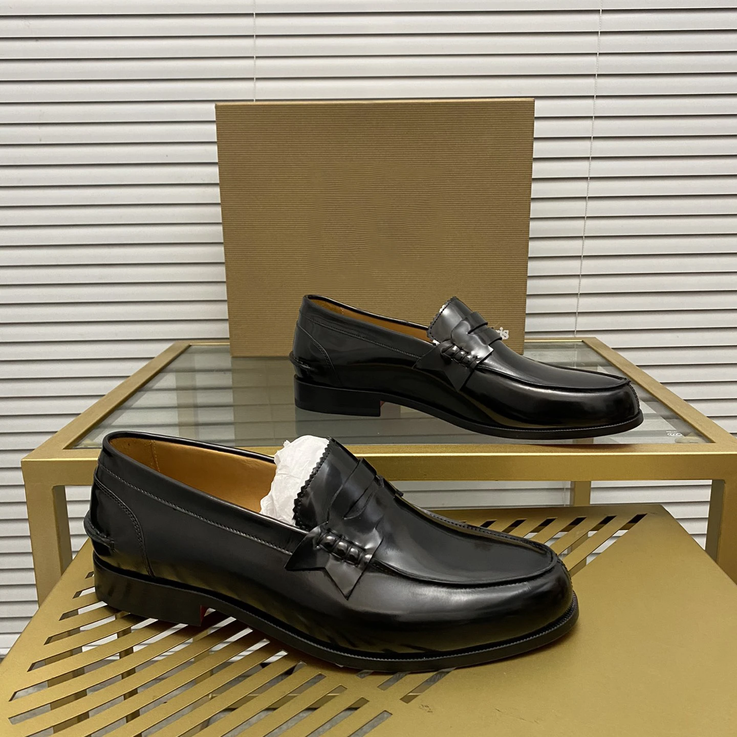 

Top Quality Red Sole Mens Business Leather Shoes Designer Luxury Fashion Casual Loafers Professional Dress Shoes MD0004