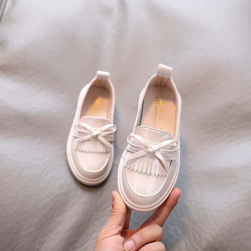 

Autumn Spring New Girls Shoes Children Leather Shoes Tassels Fringes Soft PU Patent Leather Kids Flats Oxfords Soft Loafers NM39