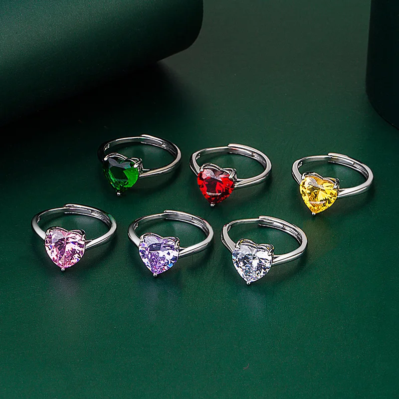 

New Simulation Moissanite Heart-shaped Ring Female Fashion Sweet Love Live Mouth Open Copper Inlaid Zircon Ring Wholesale
