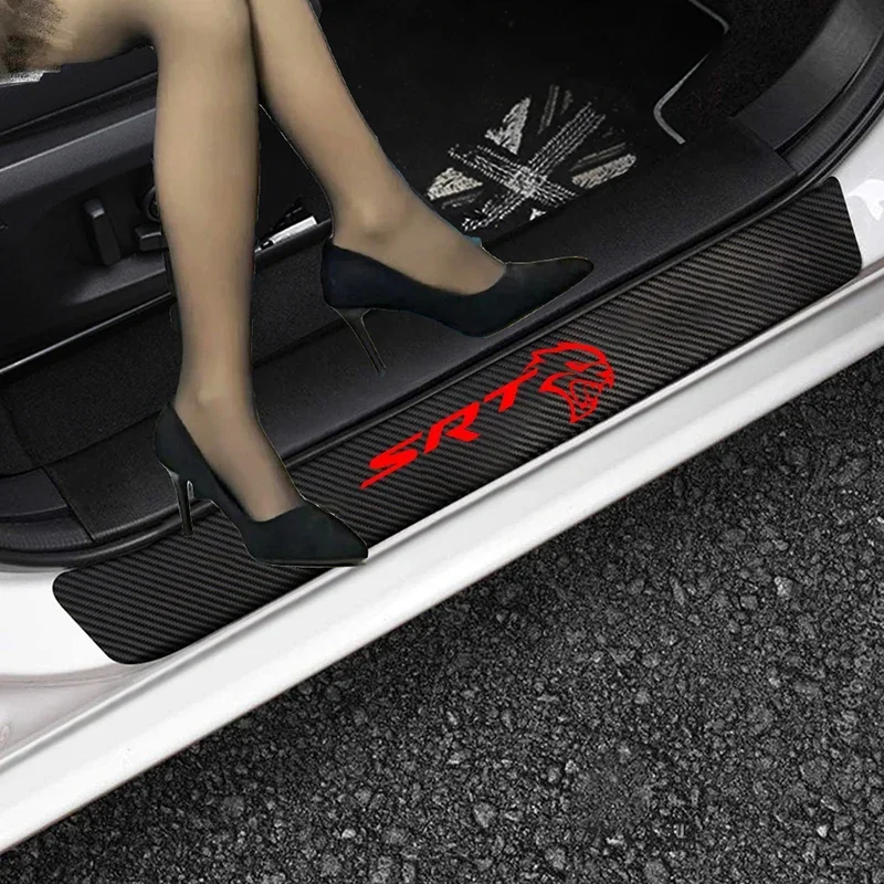 Фото 4 шт., автомобильная наклейка из углеродного волокна, защита порога для Dodge Challenger SRT Demon Scat Pack, зарядное устройство, эмблема, автомобильные аксессуары №1