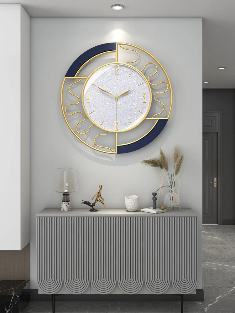 

Light luxury clock wall clock living room modern minimalist atmosphere home fashion 2022 new creative clock hanging wall