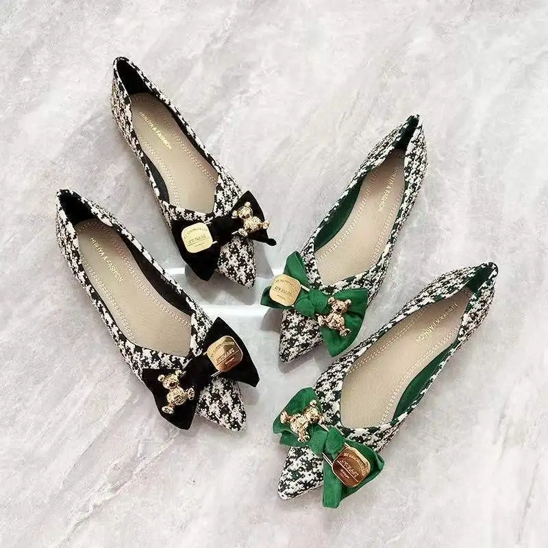 Pointed Toe Shallow Mouth Single Shoes Women's Summer Flat Bottom Four Seasons Shoes French Boat Ladle Shoes Single Shoes