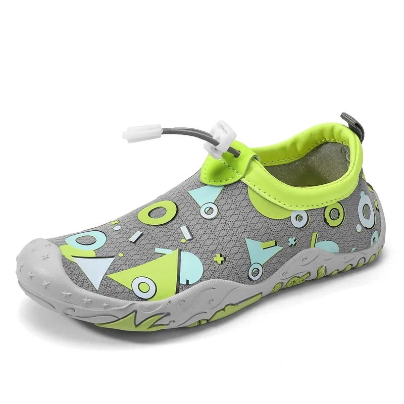 

Boys Girls Breathable Seaside Wading Shoe Non Slip Barefoot Beach Aqua Shoe For Childrens Quick-Dry Upstream Surfing Water Shoe