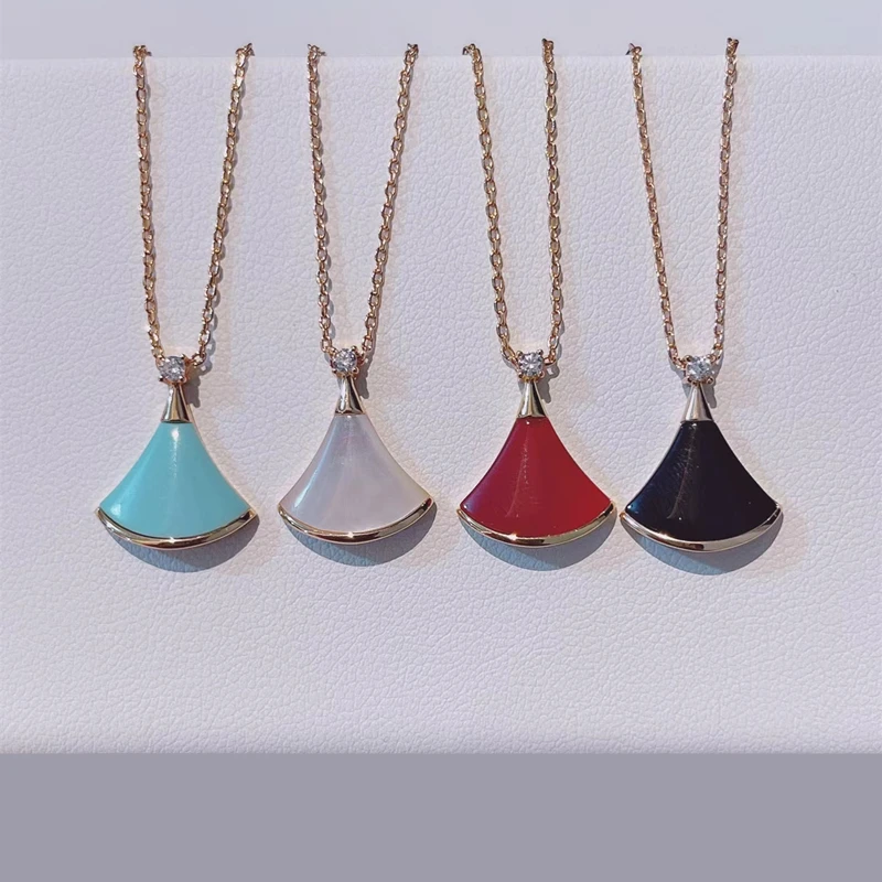 

Elegant Small Skirt Pendant 925 Sterling Silver Natural Stone Scallop Necklace Fashion Brand High Quality Temperament Jewelry