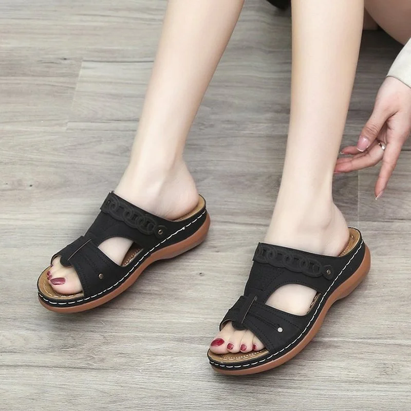 

Fashion Women Sandals Waterproof Slip On Round Female Slippers Casual Comfortable Outdoor Fashion Summer Plus Size Women Shoes