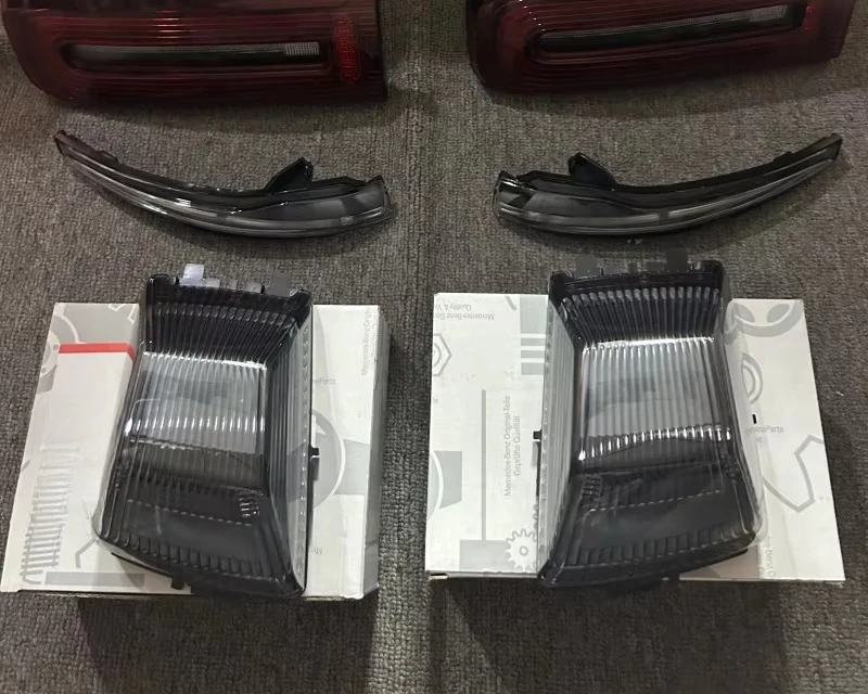 Комплект фар Hella Light Fit для G-класса W463A (2019-2024): передние фары, задние фонари, указатели поворота и светодиодные зеркала Hella (полный комплект) (art.: 3920dca19fe1b) - 3920dca19fe1b